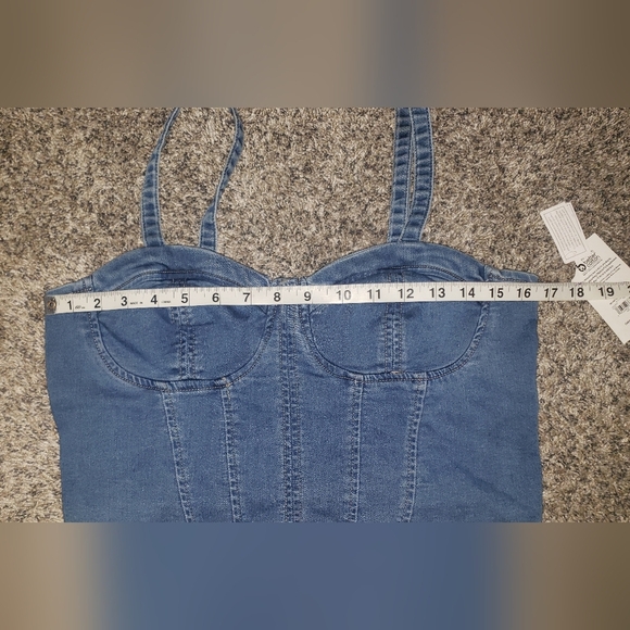 No Boundaries| NWT Denim Crop Tank Top - Picture 3 of 6